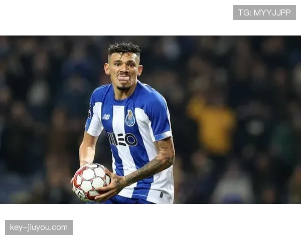 哈兰德与莱万：历史级中锋的终结效率与持续性对比