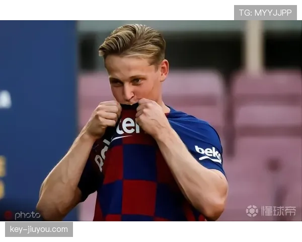 德容与维拉蒂控球能力对比：中场核心在球权掌控中的技术逻辑与角色差异